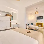 别墅 Vera - Brand New Seafront Villa! 阿里克斯