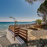 Vera - Brand New Seafront Villa!