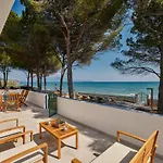 Vera - Brand New Seafront Villa! 别墅 *