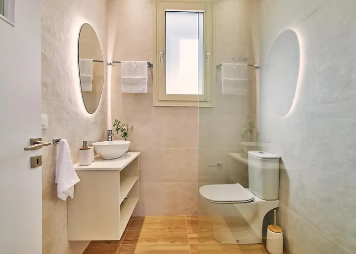 Vera - Brand New Seafront Villa! Аликес
