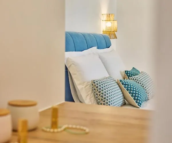 Vera - Brand New Seafront Villa! Вилла Аликес