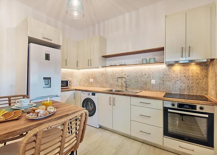 Vera - Brand New Seafront Villa! * Аликес