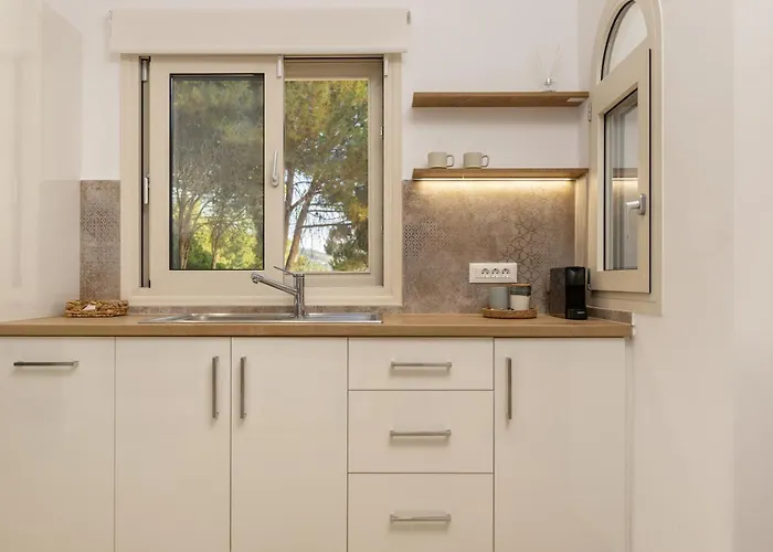 Vera - Brand New Seafront Villa! Аликес