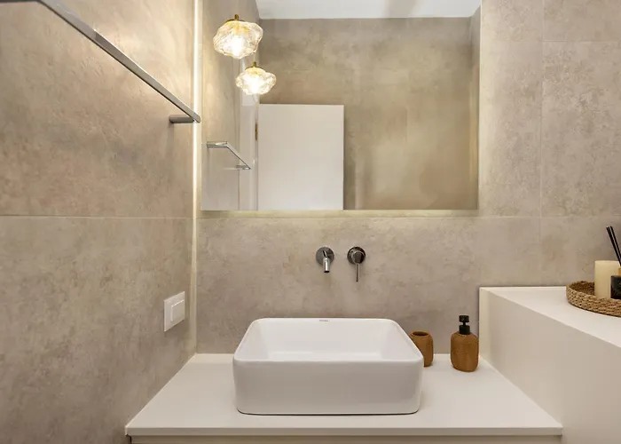 Вилла Vera - Brand New Seafront Villa!