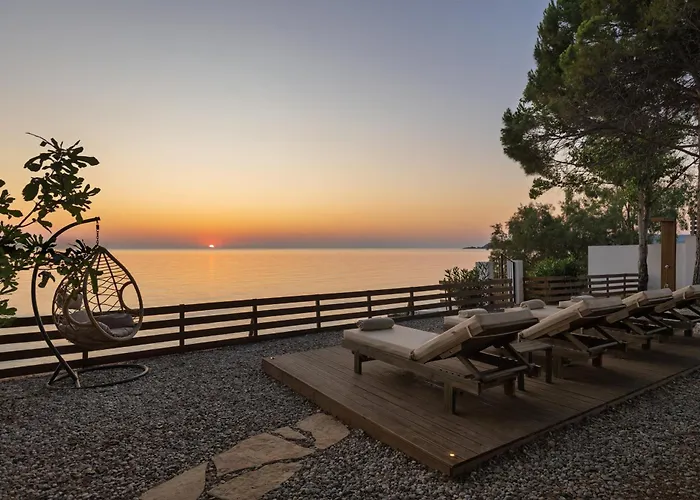 Вилла Vera - Brand New Seafront Villa! Аликес