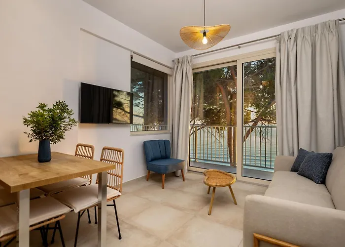 Vera - Brand New Seafront Villa! *