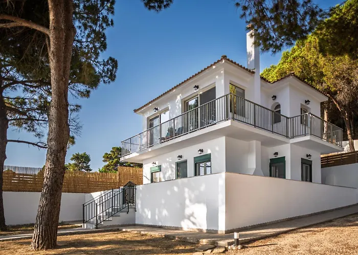 Vera - Brand New Seafront Villa!