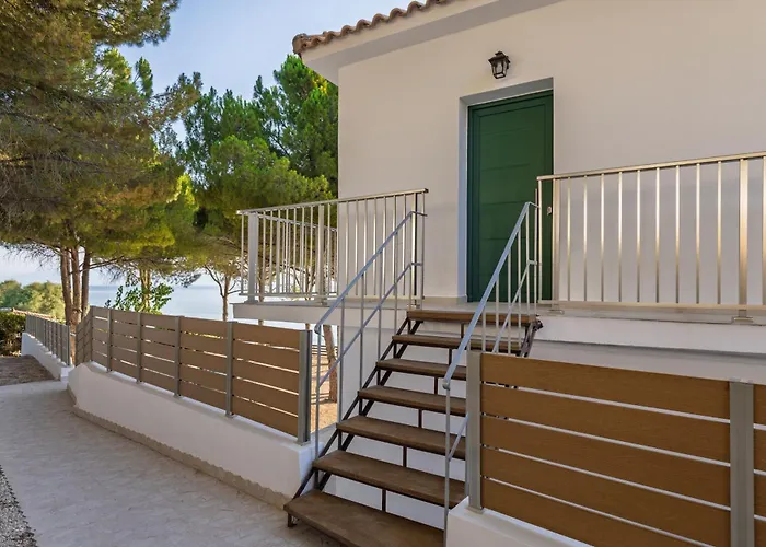 Vera - Brand New Seafront Villa! Вилла Аликес