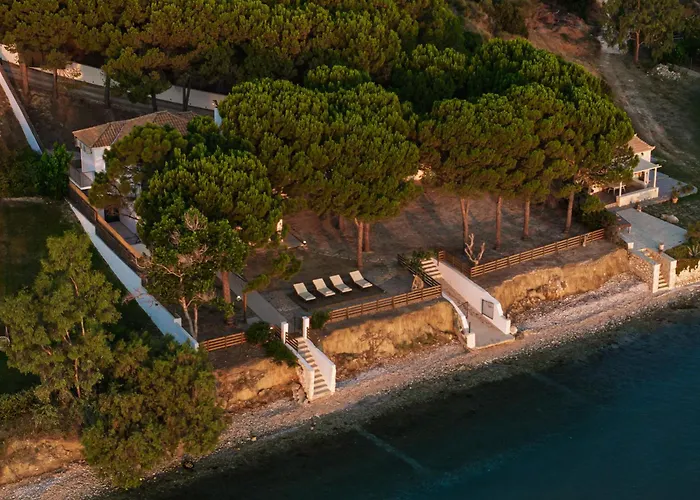 Vera - Brand New Seafront Villa! *