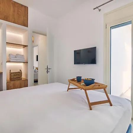 Villa Vera - Brand New Seafront Villa!