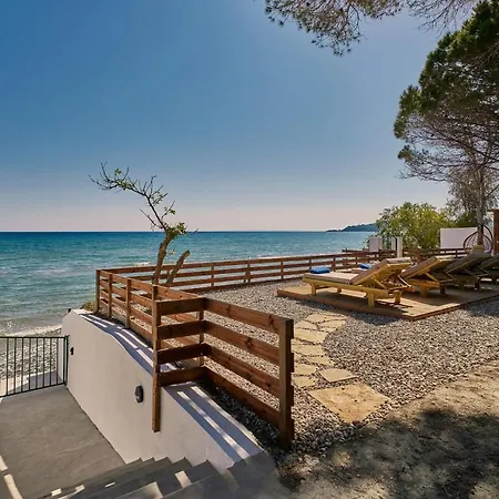 Vera - Brand New Seafront Villa!